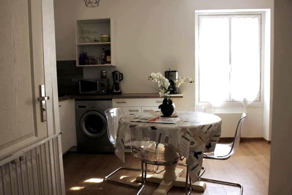 Au Coeur De Saint Chamas Leilighet Eksteriør bilde